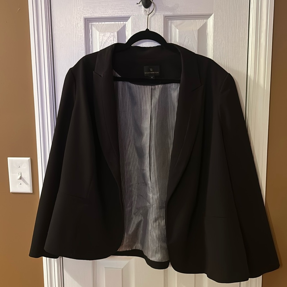Worthington Tailored Black Blazer w/out buttons, size 3X